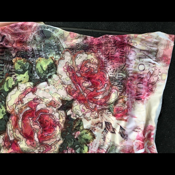 Colourful Sleeveless Top - Picture 4 of 6